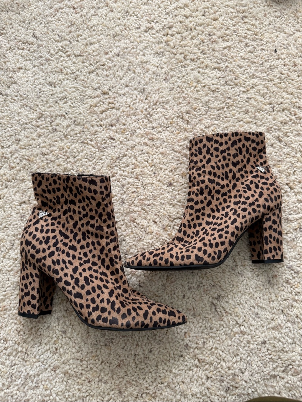 Guess Leopard Print Pointed Ankle Boots - Brown/Black